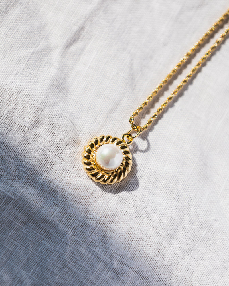 The Parisian Pearl Necklace: Croissant