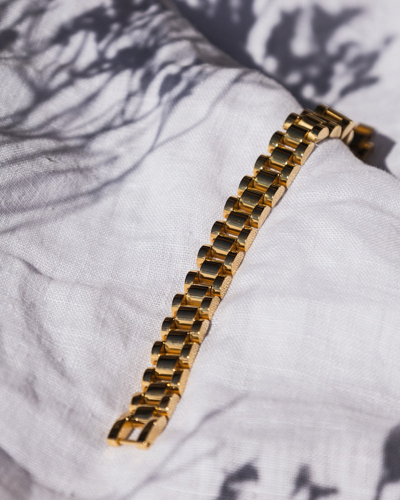 The Berlin Bracelet: Gold