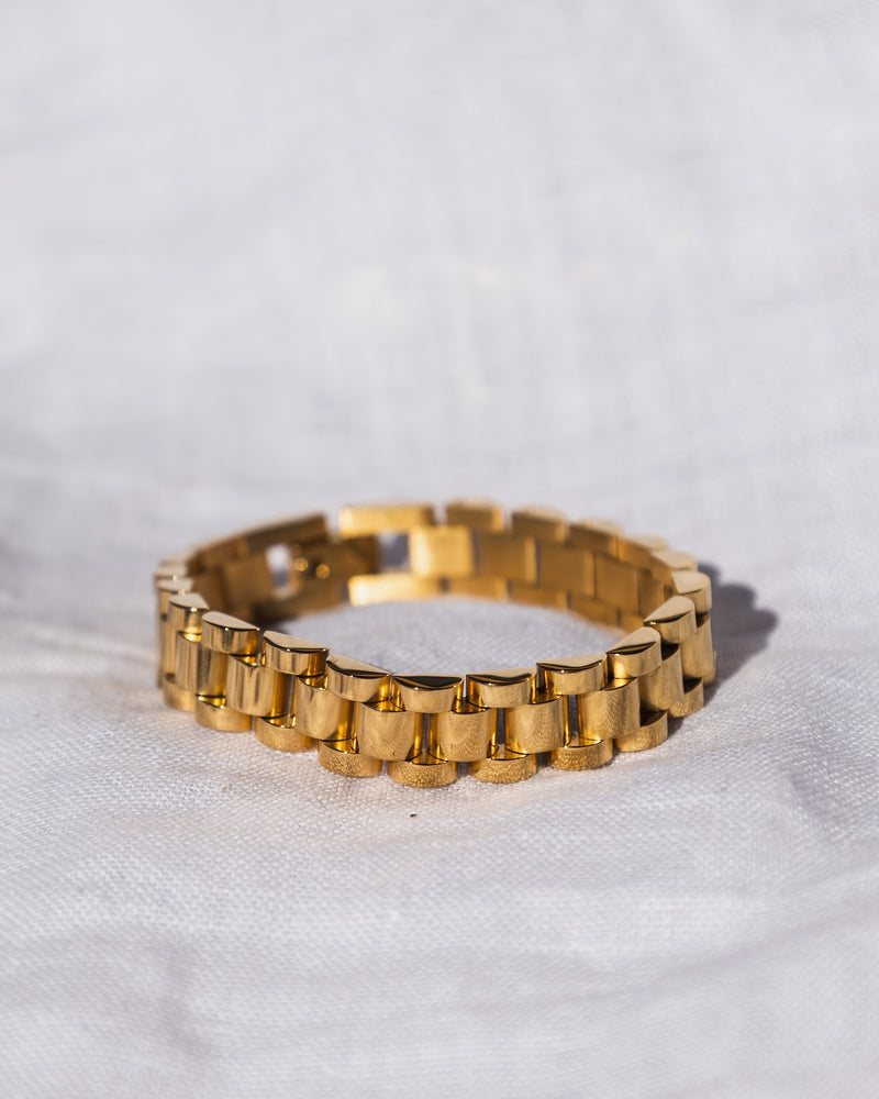 The Berlin Bracelet: Gold